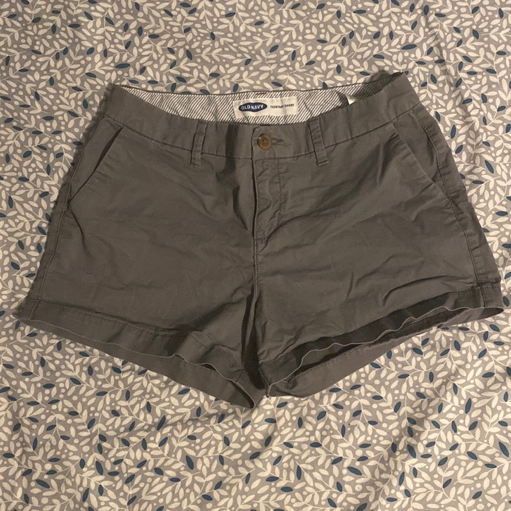 Gray Old Navy everyday short